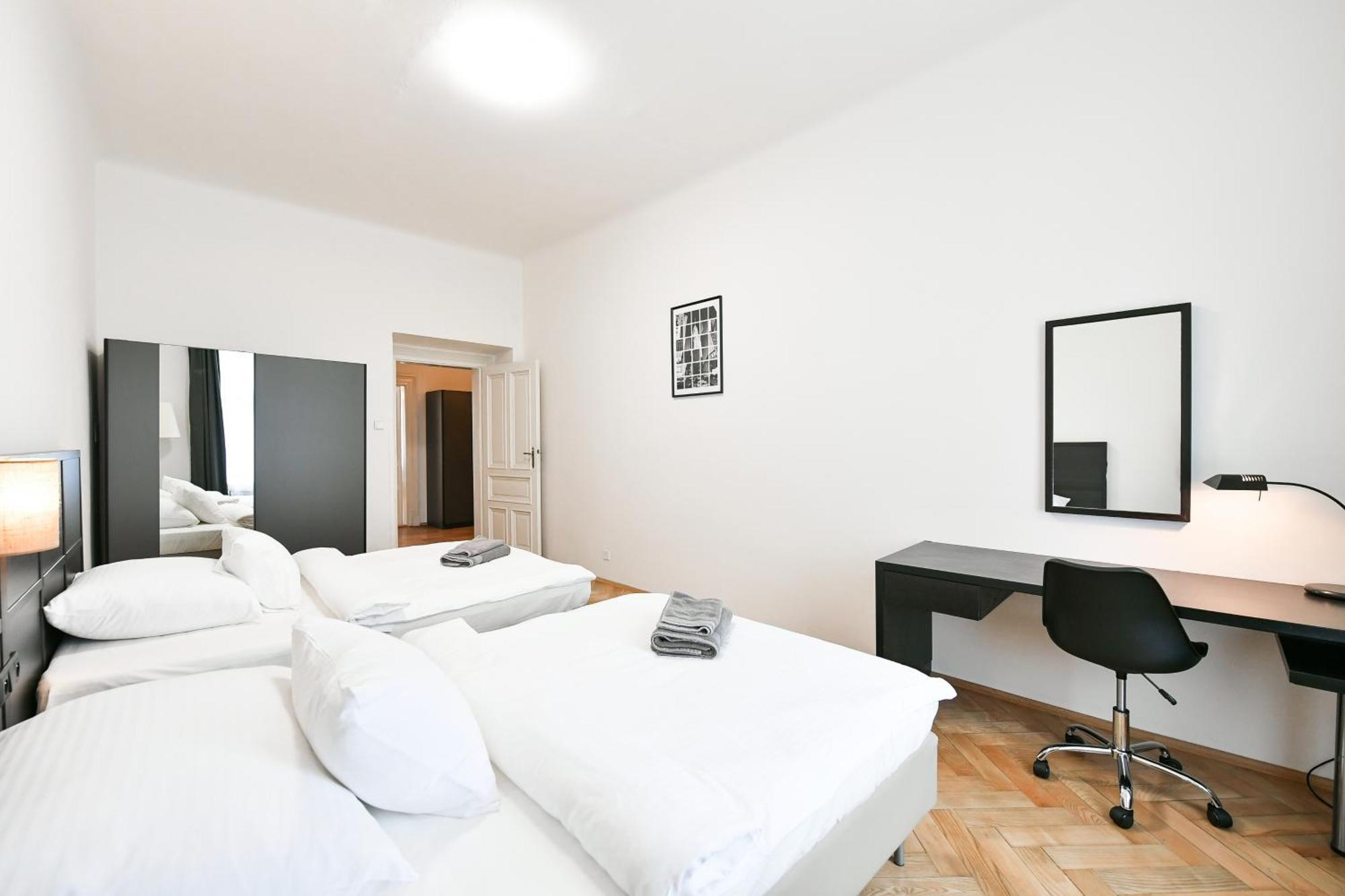 Wsp Petrin Garden Apartments 프라하 외부 사진